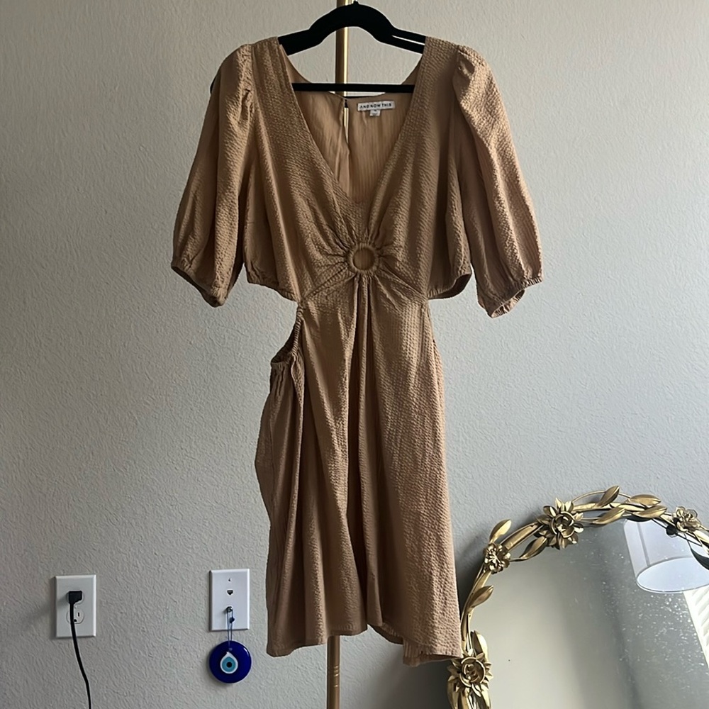 Ladies dress